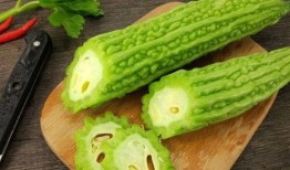 吃瓜吃到苦瓜图片,揭秘“吃瓜吃到苦瓜”的奇妙瞬间